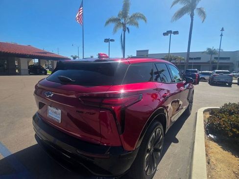 Used 2025 Chevrolet Blazer EV RS w/ Super Cruise Package AWD/4WD image 3