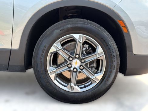 Used 2023 Chevrolet Blazer LT FWD image 13