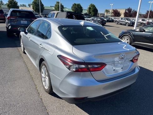 Used 2024 Toyota Camry LE image 7