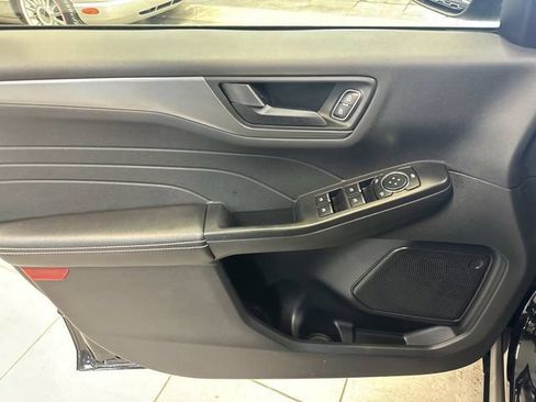 Used 2023 Ford Escape Active AWD/4WD image 20
