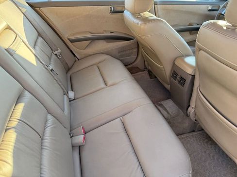 Used 2004 Nissan Maxima 3.5 SE image 16