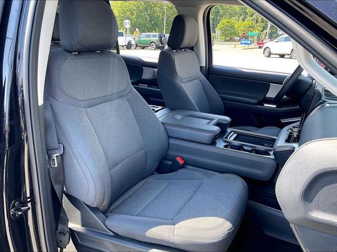 Certified 2025 Ford Expedition Max Active AWD/4WD image 7