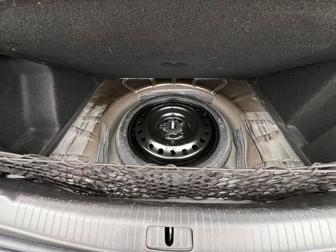 Used 2017 Buick Regal Premium w/ Driver Confidence Package #1 FWD image 33