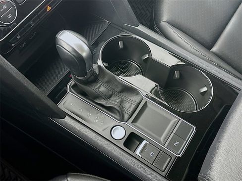 Used 2019 Volkswagen Atlas SEL R-Line image 16