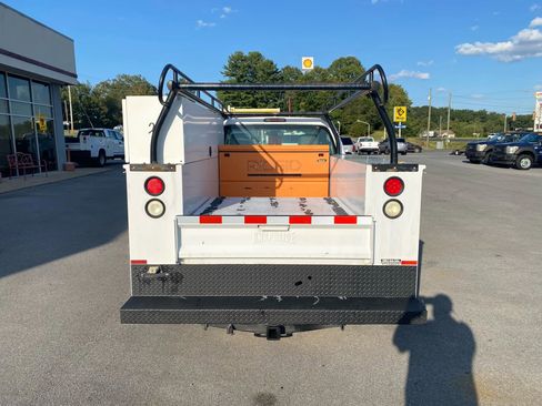 Used 2011 Ford F250 XL image 6