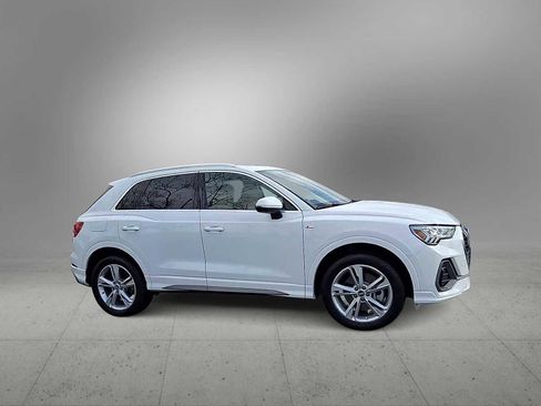 Certified 2022 Audi Q3 2.0T Premium Plus w/ Premium Plus Package image 6