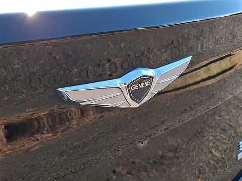 Used 2017 Genesis G80 3.8 image 30