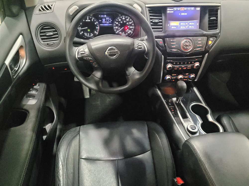 Used 2017 Nissan Pathfinder S AWD/4WD image 22