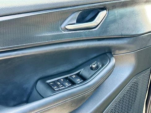 Used 2024 Jeep Grand Cherokee L Laredo image 17