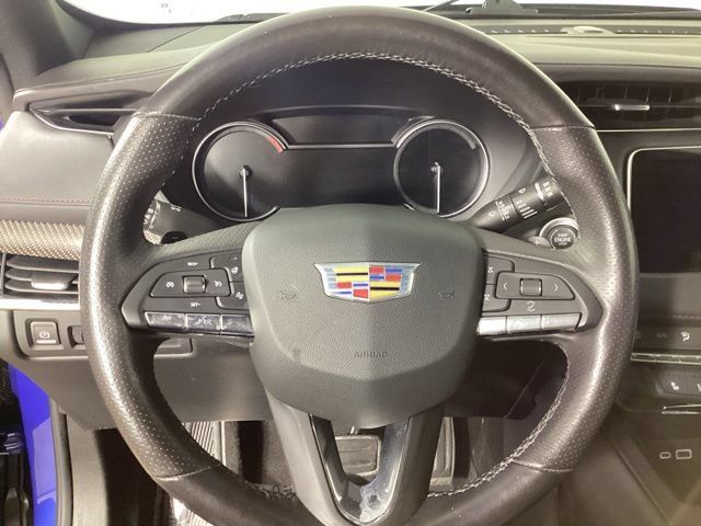Used 2023 Cadillac XT4 Sport AWD/4WD image 15
