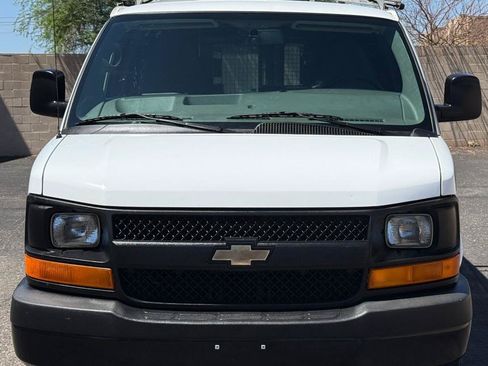 Used 2013 Chevrolet Express 2500 RWD image 3