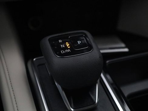 New 2026 Nissan Pathfinder SL image 17