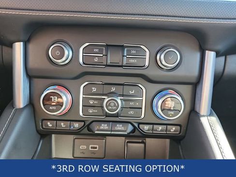 Used 2023 GMC Yukon XL SLT image 15
