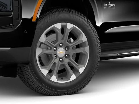 New 2026 Chevrolet Suburban LT w/ Comfort Package image 30