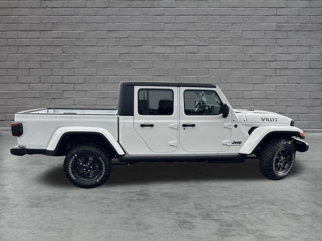 New 2026 Jeep Gladiator Sport AWD/4WD image 9