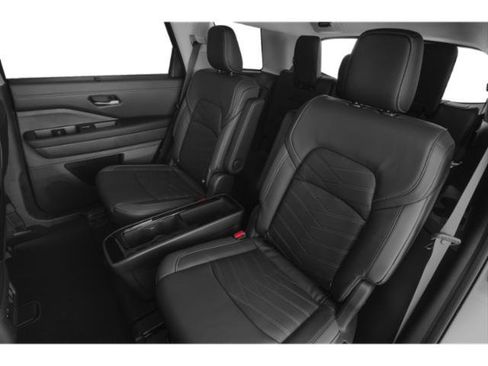 Used 2022 Nissan Pathfinder Platinum w/ Cargo Package image 28