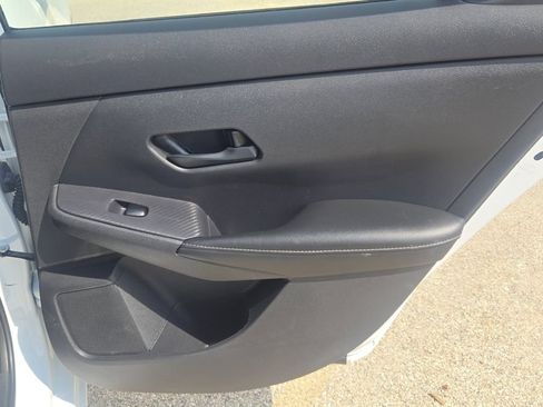 Used 2024 Nissan Sentra SV w/ All-Weather Package FWD image 9