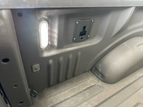 Used 2018 Ford F150 Raptor w/ Equipment Group 802A Luxury image 36