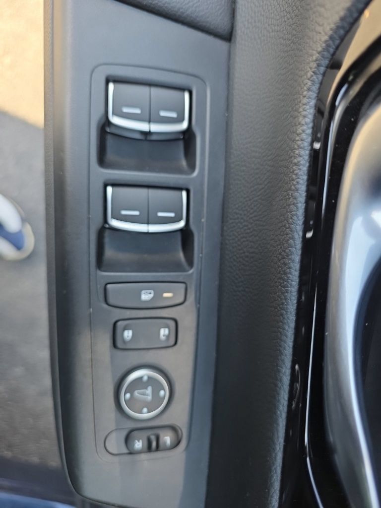 Used 2024 Honda CR-V Sport Touring image 12