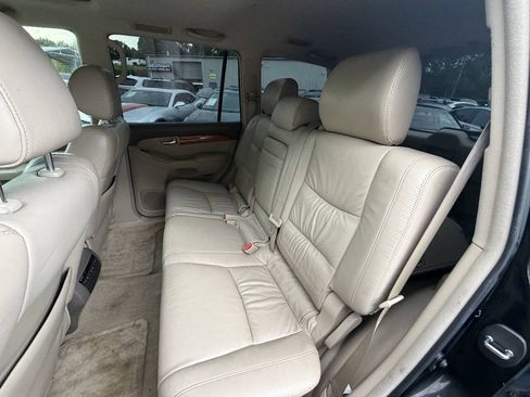 Used 2005 Lexus GX 470 AWD/4WD image 8