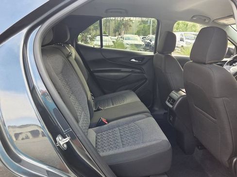 Used 2023 Chevrolet Equinox LT FWD image 17