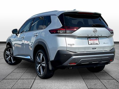 Certified 2023 Nissan Rogue SL w/ SL Premium Package AWD/4WD image 5
