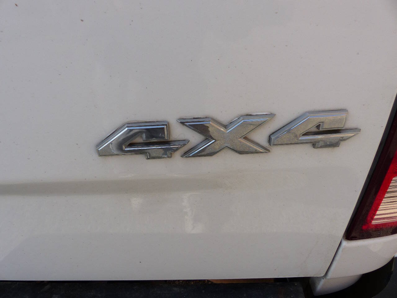 Used 2021 RAM 1500 Tradesman w/ Chrome Appearance Group AWD/4WD image 9