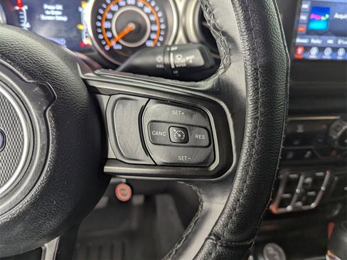 Used 2021 Jeep Gladiator Sport image 23