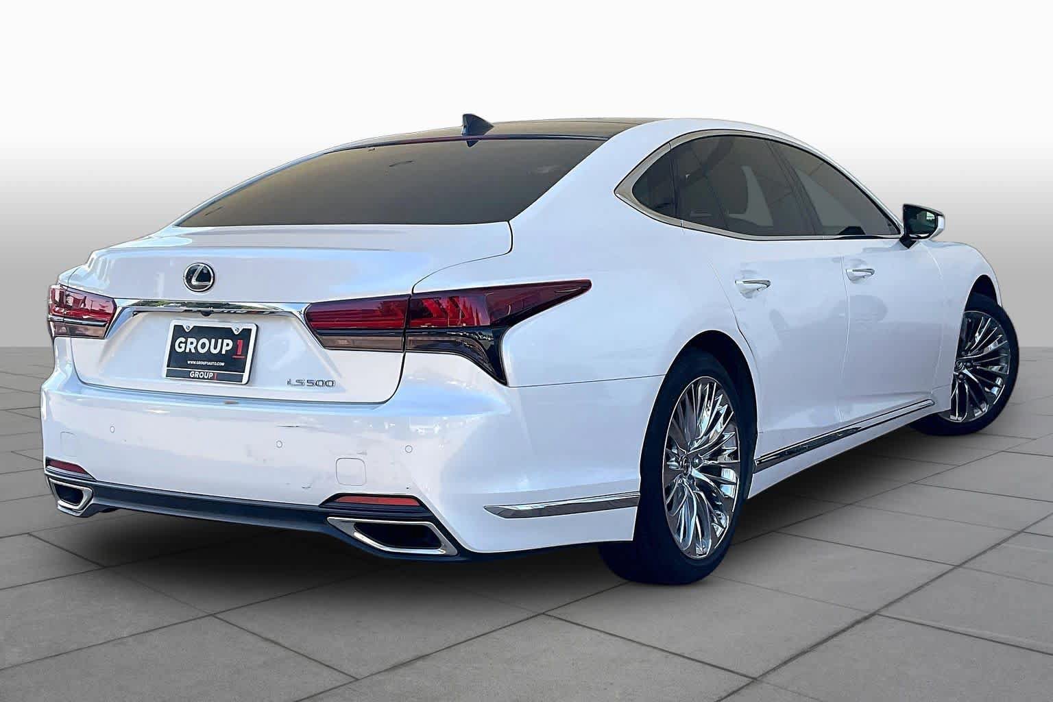 Used 2022 Lexus LS 500 w/ Interior Upgrade Package RWD image 11
