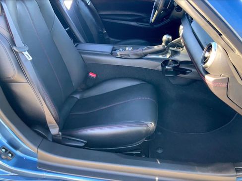 Used 2019 MAZDA MX-5 Miata RF Grand Touring image 7