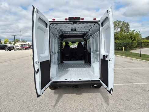 New 2026 RAM ProMaster 2500 w/ Convenience Group image 11