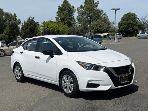 Used 2020 Nissan Versa S FWD image 6