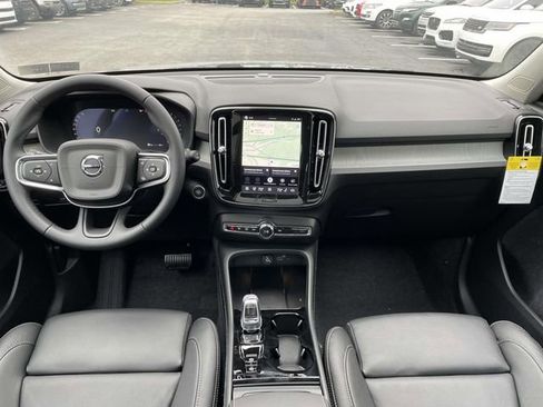 New 2026 Volvo XC40 B5 Plus w/ Protection Package Premier AWD/4WD image 21