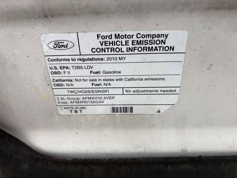 Used 2010 Ford Fusion SE FWD image 36