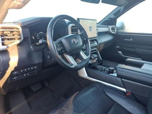 Used 2023 Toyota Sequoia Platinum image 16