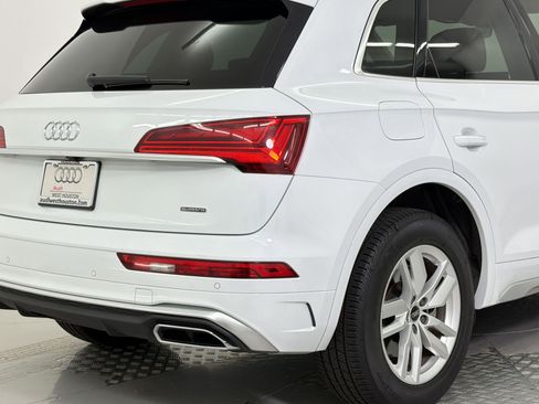Used 2023 Audi Q5 2.0T Premium w/ Convenience Package image 25