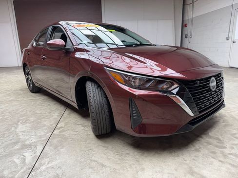 Used 2024 Nissan Sentra SV FWD image 7