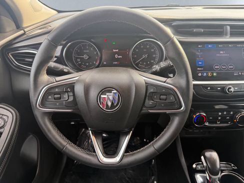 Used 2021 Buick Encore GX Preferred w/ Cold Weather Comfort Package image 17