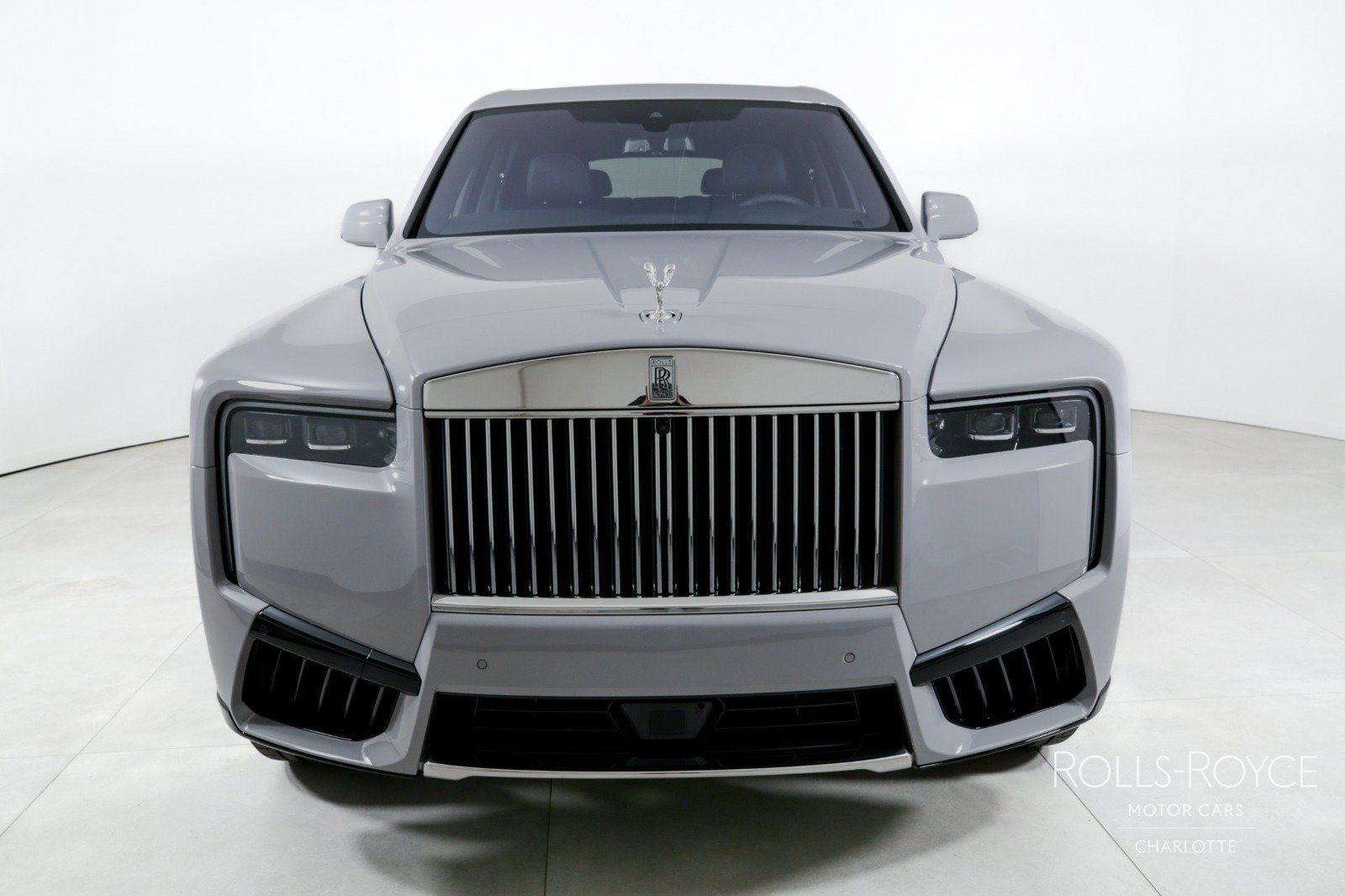 Used 2025 Rolls-Royce Cullinan AWD/4WD image 7
