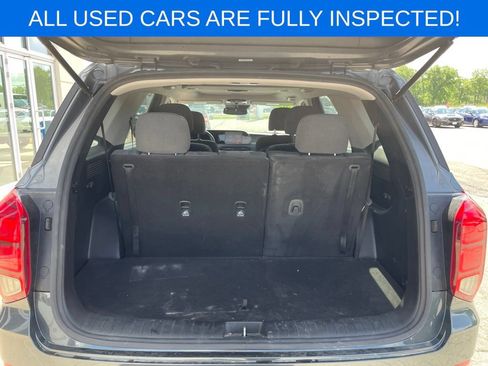 Used 2022 Hyundai Palisade SEL w/ Cargo Package FWD image 16