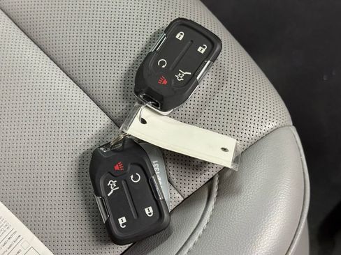 Certified 2023 GMC Acadia SLT w/ Technology Package image 46