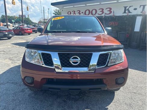 Used 2016 Nissan Frontier SV AWD/4WD image 2