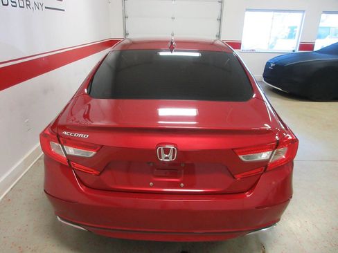 Used 2018 Honda Accord LX image 13