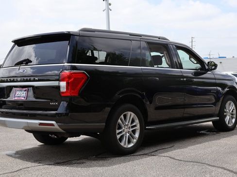 Used 2022 Ford Expedition Max XLT AWD/4WD image 5