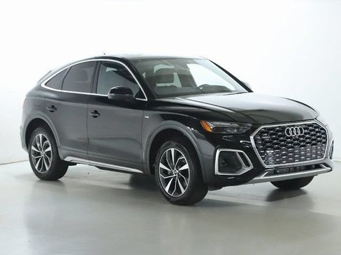 Used 2023 Audi Q5 2.0T Premium w/ Convenience Package AWD/4WD image 9