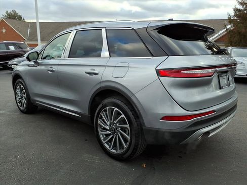 Used 2024 Lincoln Corsair Reserve w/ Equipment Group 201A image 5