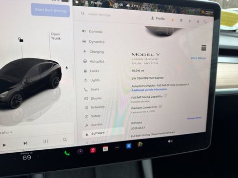 Used 2023 Tesla Model Y Long Range image 15