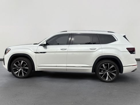 New 2026 Volkswagen Atlas SEL Premium R-Line AWD/4WD image 3