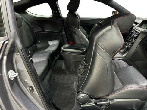 Used 2015 Hyundai Genesis 3.8 RWD image 57
