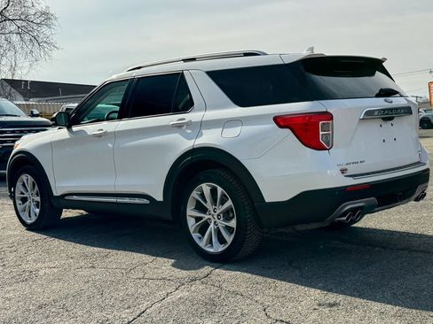 Certified 2021 Ford Explorer Platinum w/ Equipment Group 601A AWD/4WD image 5